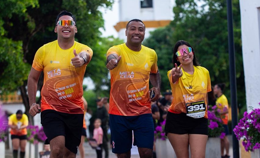Más de 400 corredores se unieron en Valledupar para conmemorar el Día Mundial en Recuerdo de las Víctimas de Siniestros Viales, ratificando el compromiso ‘Meta Cero’