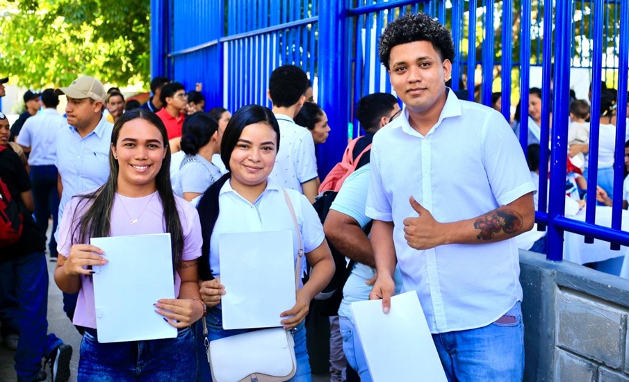 Más de 300 vacantes y 2.000 asistentes en la 1ra Feria de Empleo de Malambo