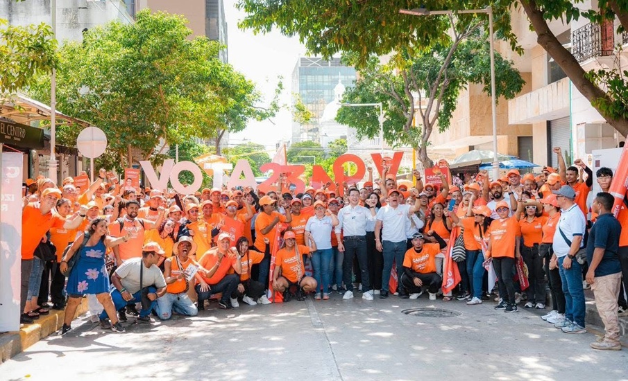 El comercio y las localidades 1 y 2 de Santa Marta, donde viven más de 290 mil personas, reafirmaron su respaldo a Margarita y a Caicedo por la Gobernación y la Presidencia