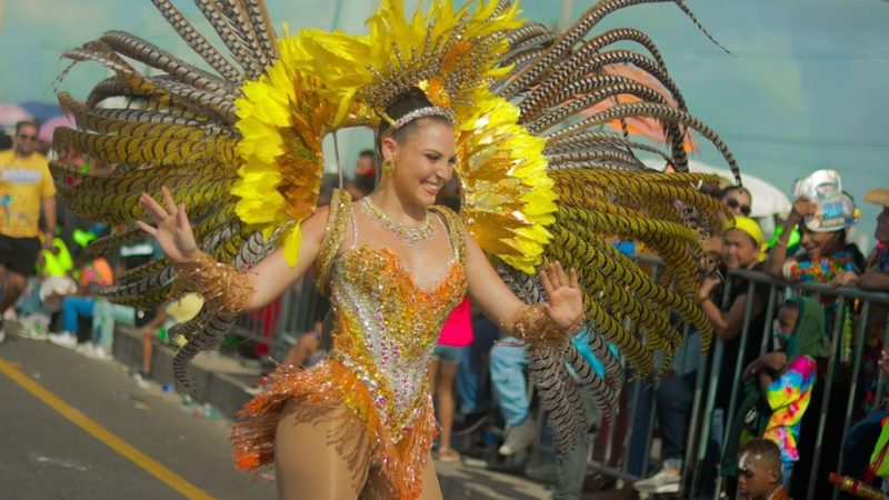 Carnaval de Barranquilla llevó su alegría a al Desfile Folclórico de Cartagena