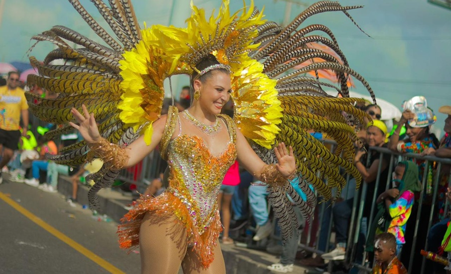 Carnaval de Barranquilla llevó su alegría a al Desfile Folclórico de Cartagena