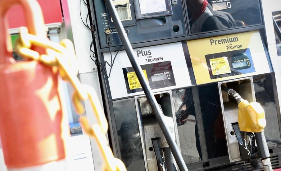 Desde el primero de febrero comenzará la reducción del precio de la gasolina en Colombia