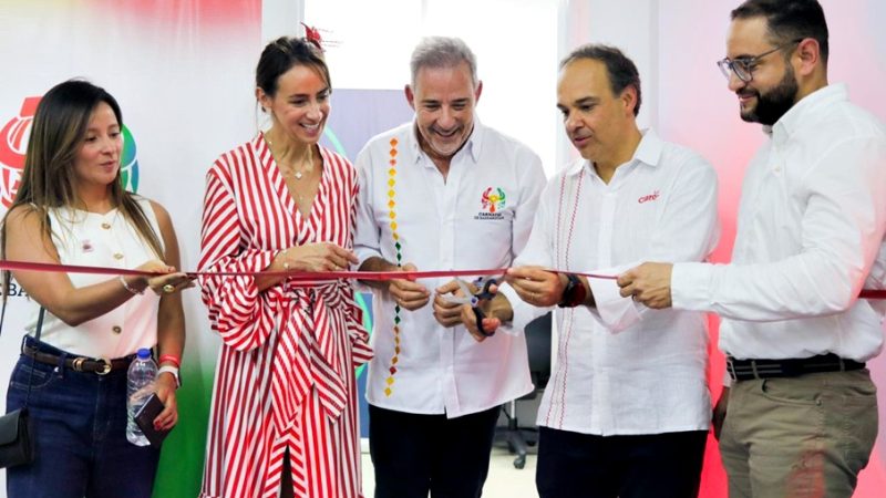 Claro por Colombia y Carnaval de Barranquilla inauguran la primera Sala de Tecnología para la educación y el desarrollo cultural
