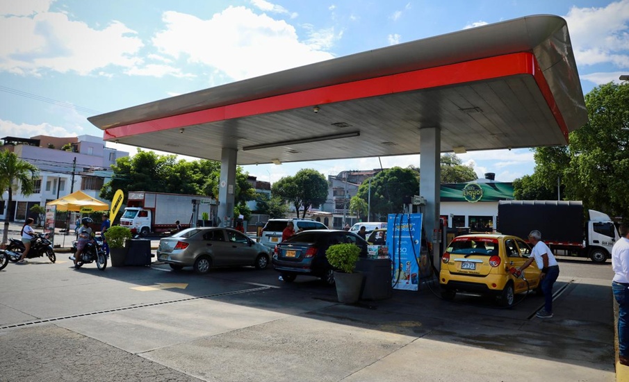 Gobierno nacional prioriza el gas para hogares y taxistas y advierte cumplimiento obligatorio a agentes del mercado