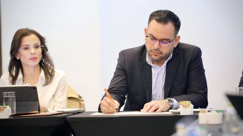 Ministerio de Minas y Energía y Naturgas analizaron el estado de avance de las 20 medidas para garantizar abastecimiento, confiabilidad y estabilidad de precios del gas natural