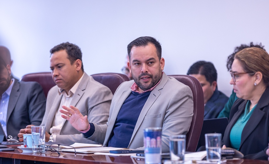 Gobierno nacional socializó con el sector gas las 20 medidas paragarantizar la seguridad energética que conllevara a unos preciosjustos del gas