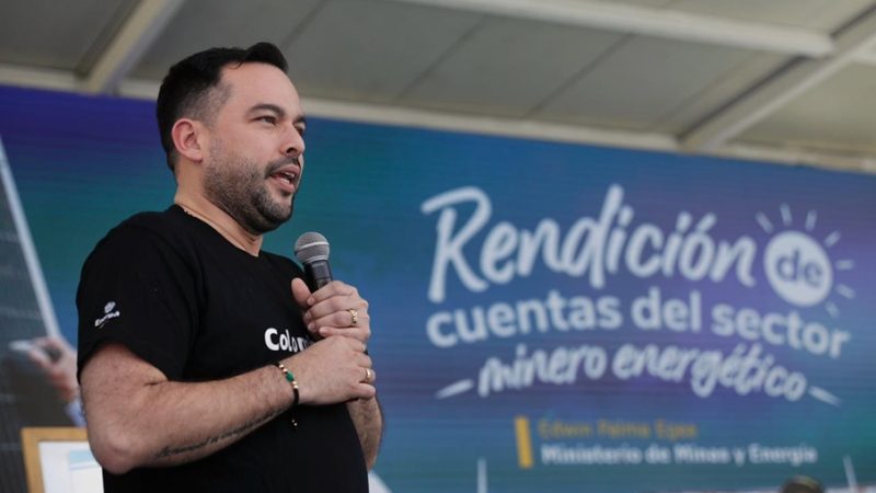 Ministro de Minas y Energía anunció mil techos solares adicionales para estratos 1 y 2 en Cali