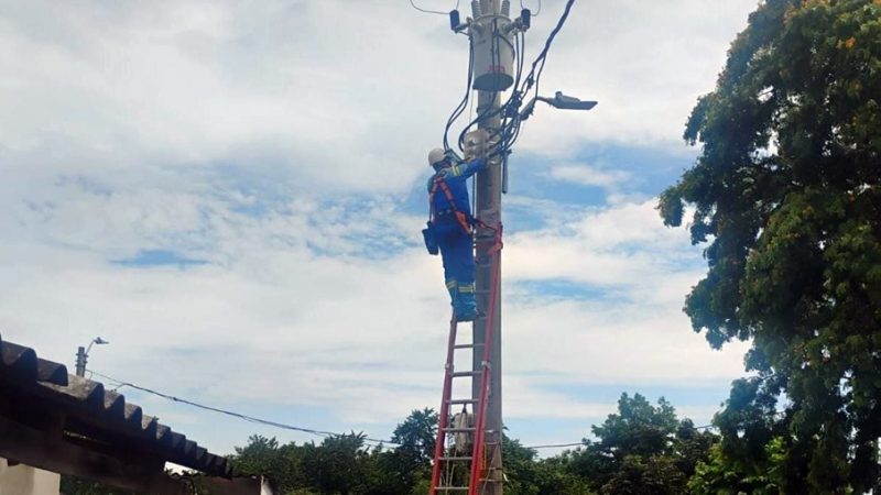 Obras eléctricas en Santa Lucía y Bohórquez
