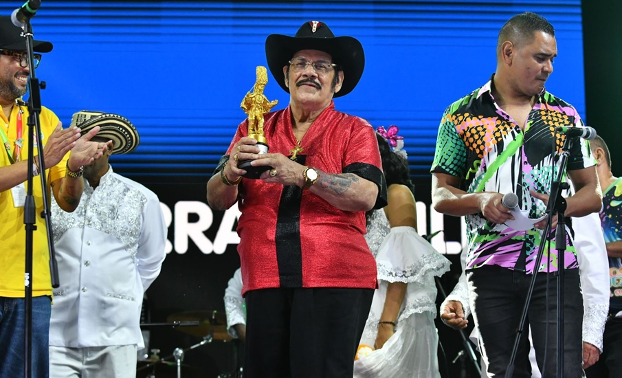 Noche de Orquestas 2026 consagró a sus nuevos talentos y entregó el Súper Congo de Oro a Aníbal Velásquez