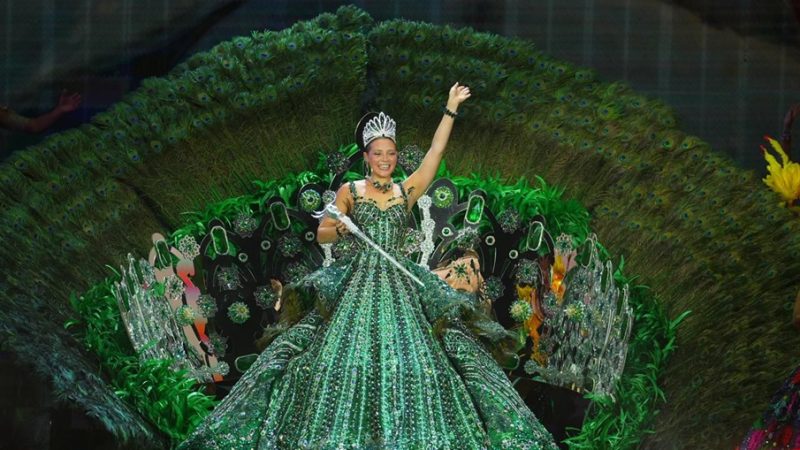 Con ‘Raiz Viva’ Michelle recibió su corona como reina del Carnaval de Barranquilla 2026