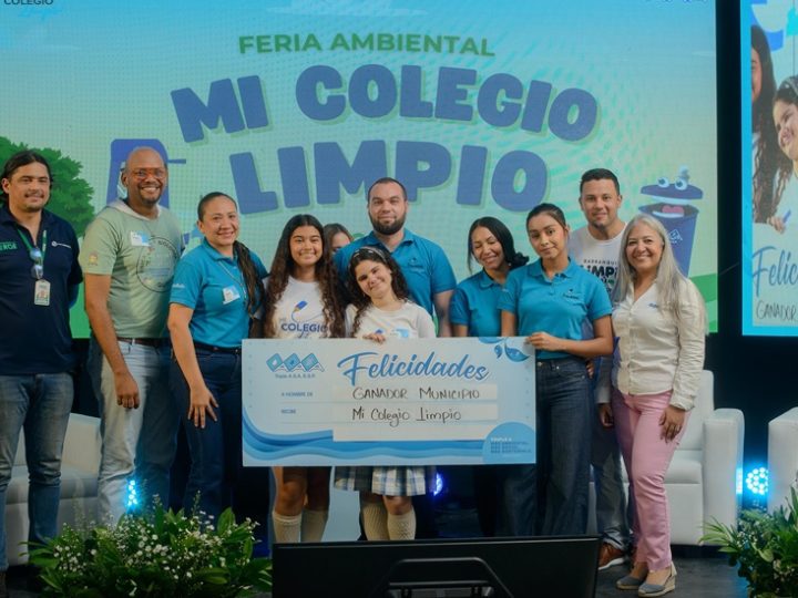 Triple A abre convocatoria 2026 del programa Mi Colegio Limpio para instituciones educativas y padrinos
