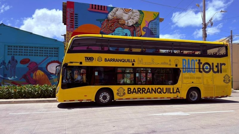 Con recorridos gratuitos, barranquilleros y visitantes disfrutan el inicio de operaciones de Baq Tour 
