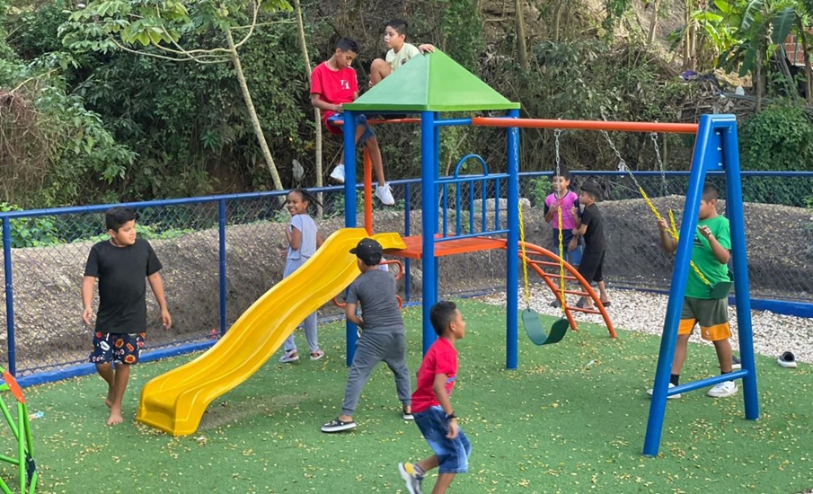Triple A entregó parque a los niños de Tubará