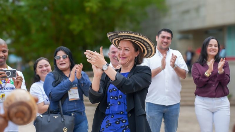 Sucre abre nuevas rutas de cooperación internacional tras visita de la embajadora de Australia, Anna Chrisp