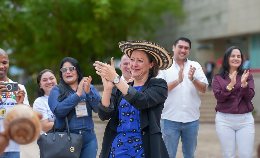 Sucre abre nuevas rutas de cooperación internacional tras visita de la embajadora de Australia, Anna Chrisp