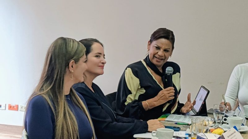 Gobernadoras hacen frente común contra la violencia política hacia las mujeres en Colombia