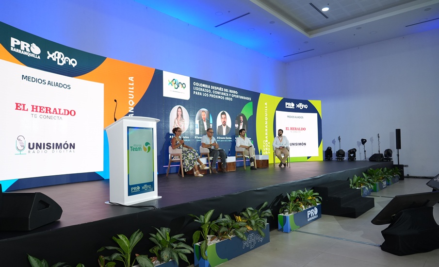 Líderes empresariales y expertos nacionales analizaron en ExpoProBarranquilla los retos para atraer inversión y crecer en la región 