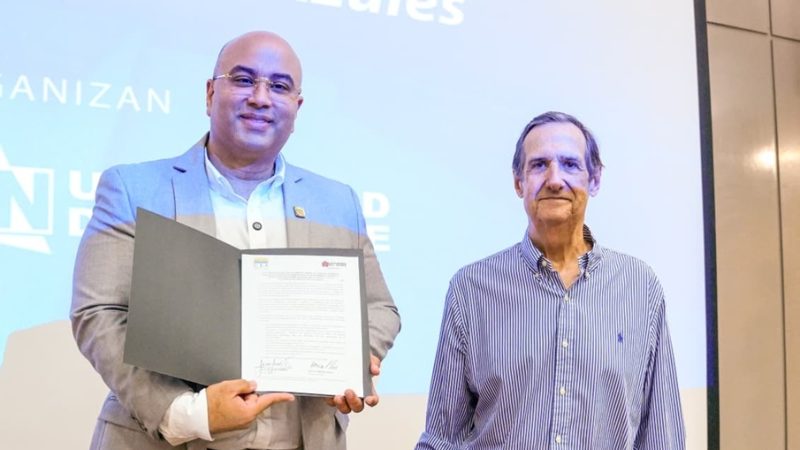C.R.A y Uninorte fortalecen relación estratégica para responder a desafíos ambientales