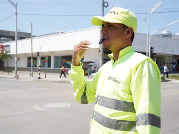 Comienza la intervención artística que llenará de color la avenida Shakira: estos son los cierres viales y desvíos de Transmetro