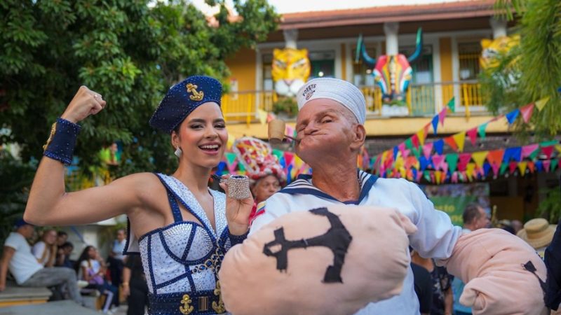La reina 2027, Salwa Maloof Habib, rindió homenaje al disfraz de ‘Popeye’ del Carnaval de Barranquilla