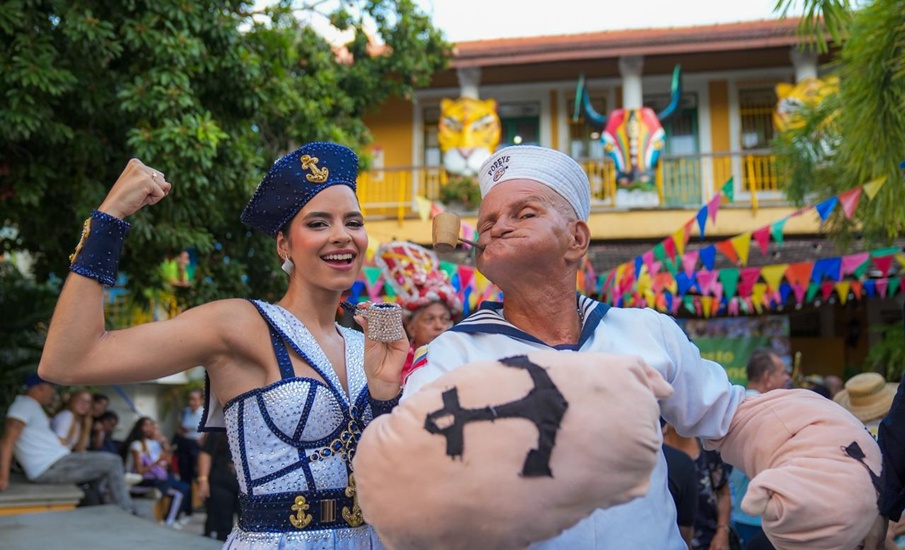 La reina 2027, Salwa Maloof Habib, rindió homenaje al disfraz de ‘Popeye’ del Carnaval de Barranquilla