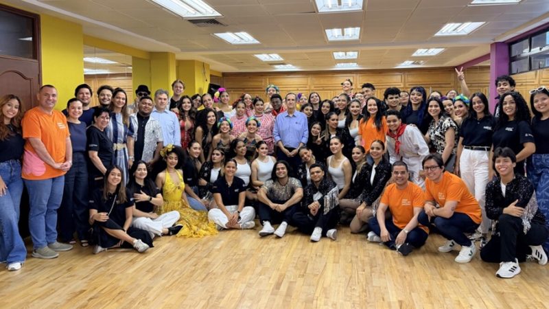 Nueva Medalla al Mérito Artístico reconocerá a estudiantes destacados en arte y cultura