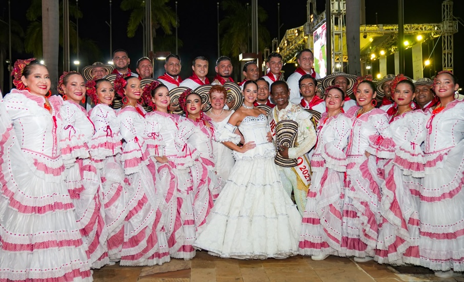 Reyes del Carnaval de Barranquilla 2027 llevaron su causa solidaria a Cartagena en una cena por las familias afectadas por el terremoto