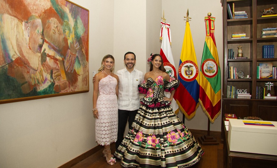 Reina del Carnaval 2027, Salwa Maloof Habib visita al presidente de la República para promover acciones a favor de los hacedores de la fiesta